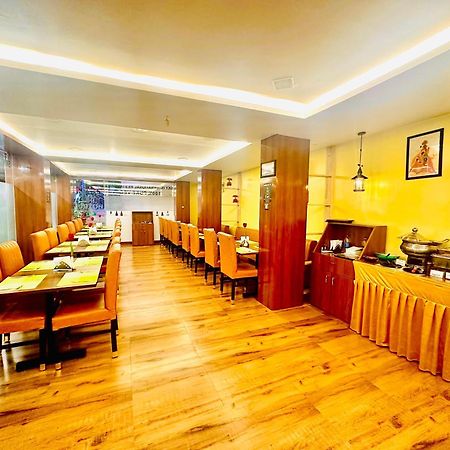 Hotel Sky International- Airport Zone Hyderabad Shamshabad Exterior photo