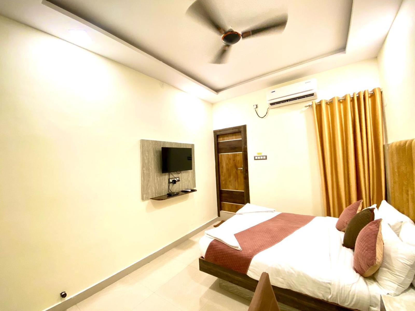 Hotel Sky International- Airport Zone Hyderabad Shamshabad Exterior photo