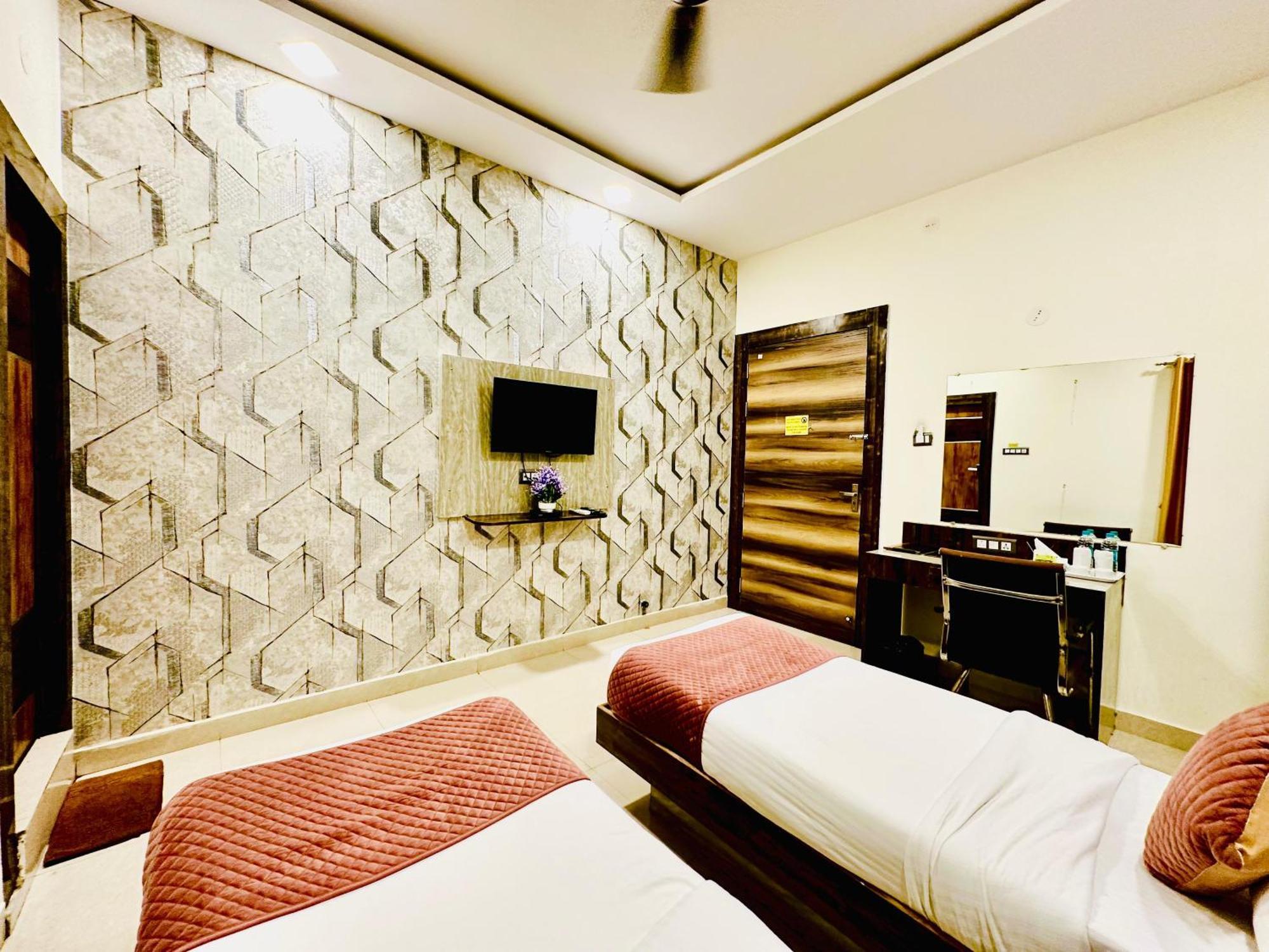 Hotel Sky International- Airport Zone Hyderabad Shamshabad Exterior photo