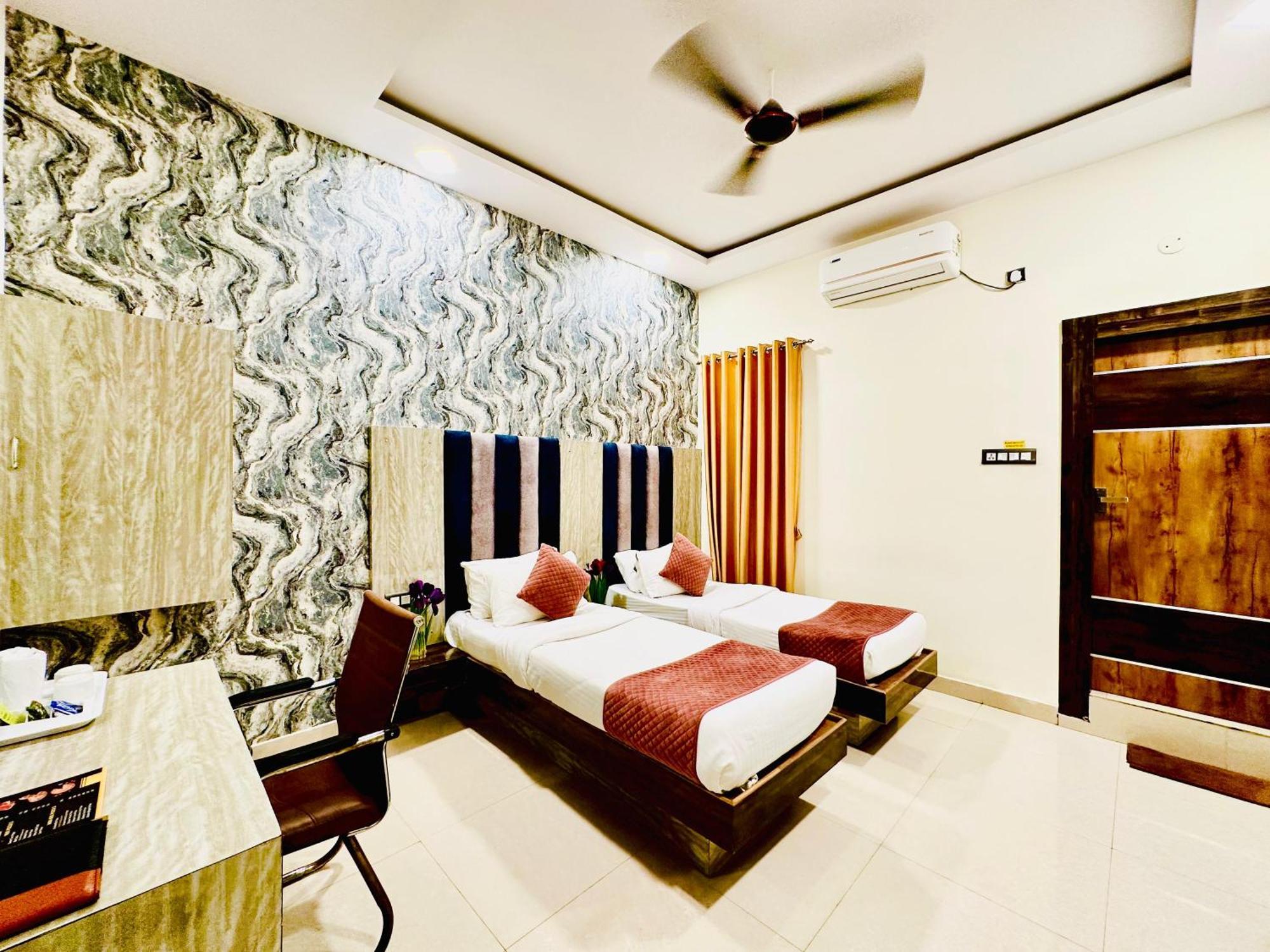 Hotel Sky International- Airport Zone Hyderabad Shamshabad Exterior photo