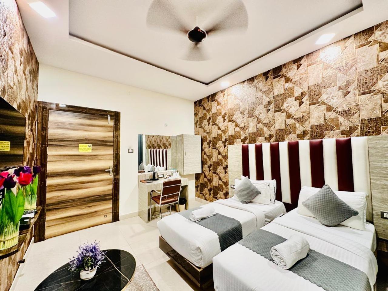 Hotel Sky International- Airport Zone Hyderabad Shamshabad Exterior photo